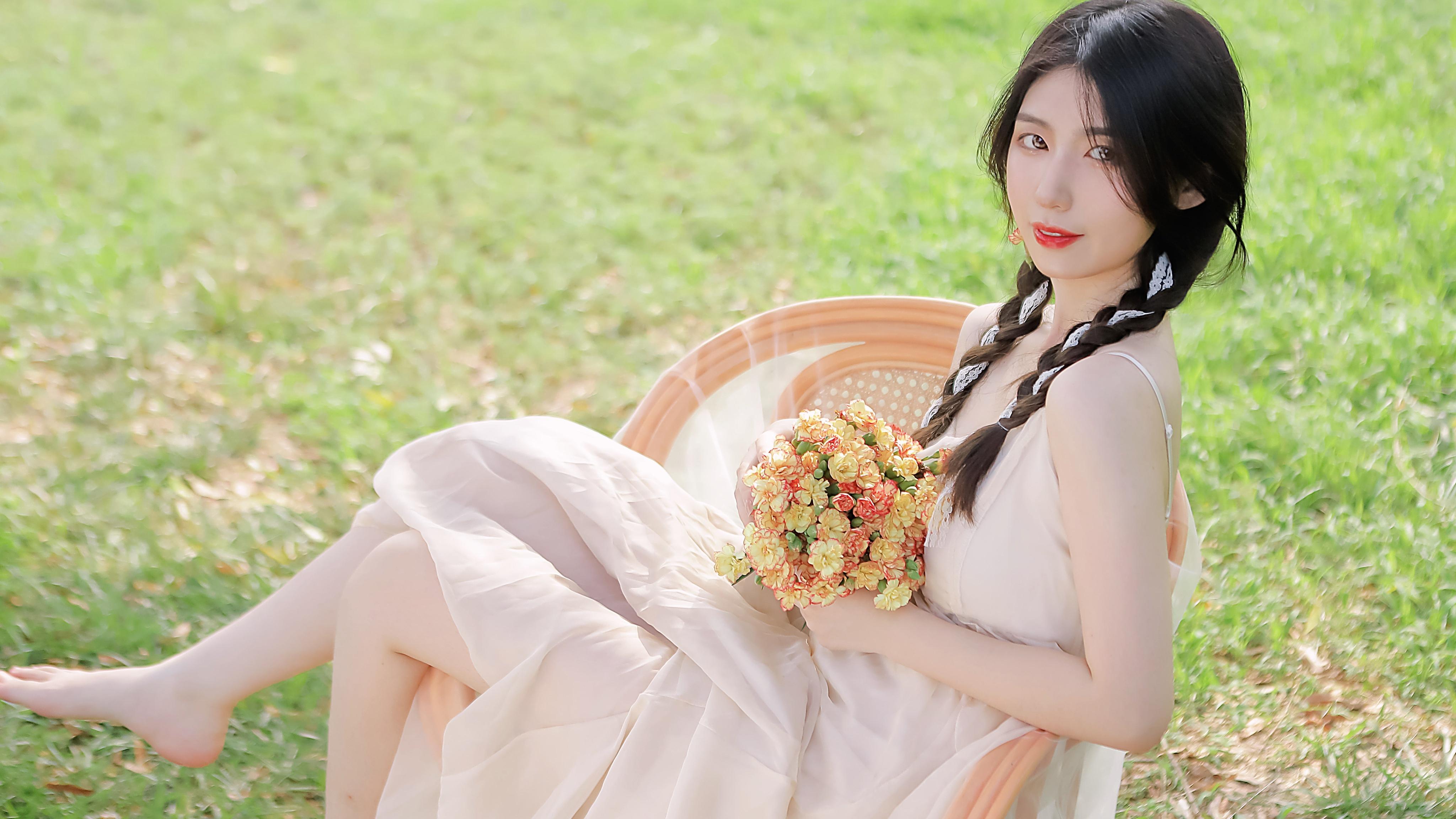 《习近平总书记关于加强和改进民族工作的重要思想学习读本》5种民族文字版出版发行